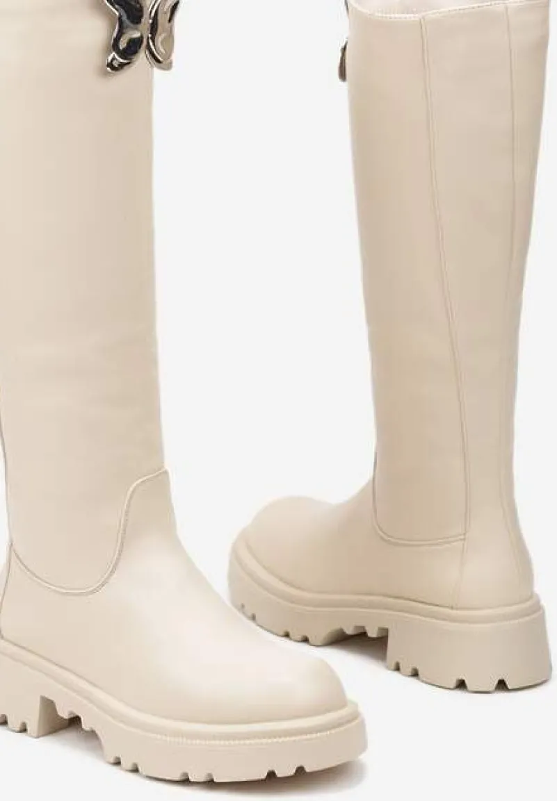 Beżowe Płaskie Kozaki Ozdobione Motylem 3D Remidra