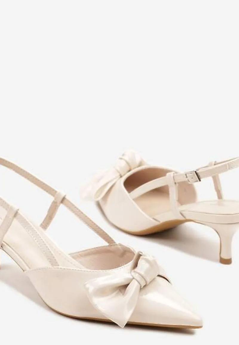 Beżowe Sandały Lakierowane Vices na Kaczuszce Typu Slingback z Kokardą Kovenna