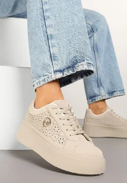 Beżowe Sneakersy na Platformie z Ażurowym Zdobieniem i Aplikacją Dalirnna