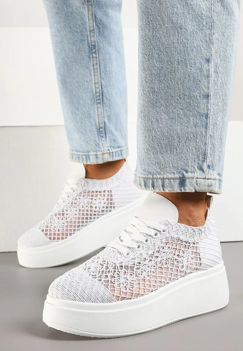 Białe Ażurowe Sneakersy Vices na Platformie Halvisa