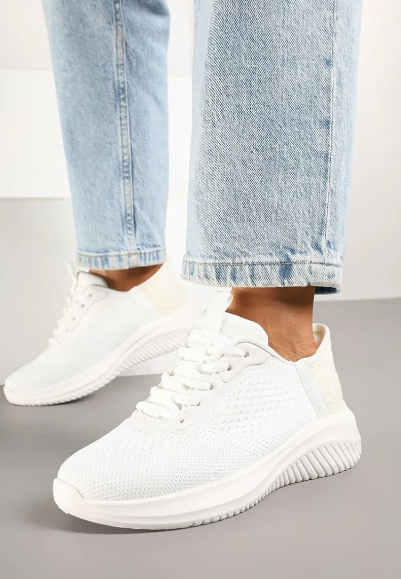 Białe Buty Sportowe Sneakersy z Siateczki na Podeszwie z Tłoczeniami Kortebia