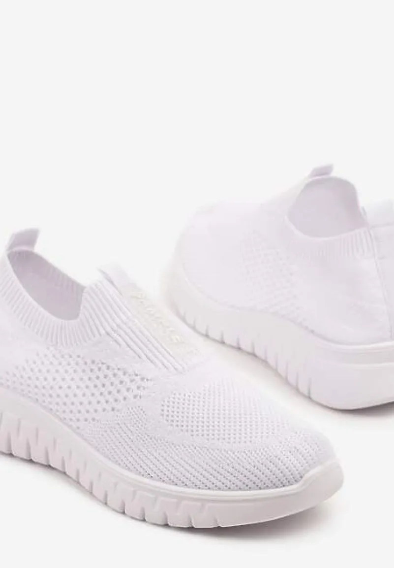 Białe Elastyczne Buty Sportowe Ozdobione Tłoczeniem Cleandra