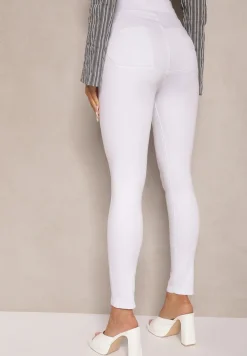Białe Jeansy Skinny z Bawełną High Waist Ozdobione Guzikami Callirna