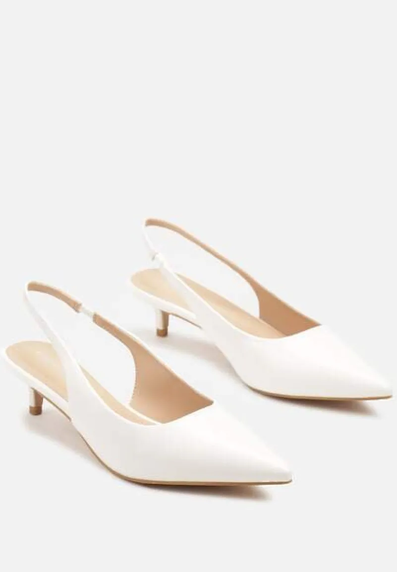 Białe Sandały na Kaczuszce ze Szpiczastym Noskiem Slingback Farinea