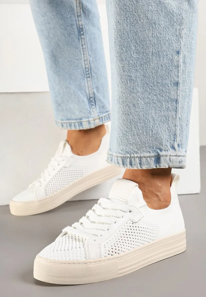 Białe Siateczkowe Sneakersy Ozdobione Metaliczną Nicią Nimiarene