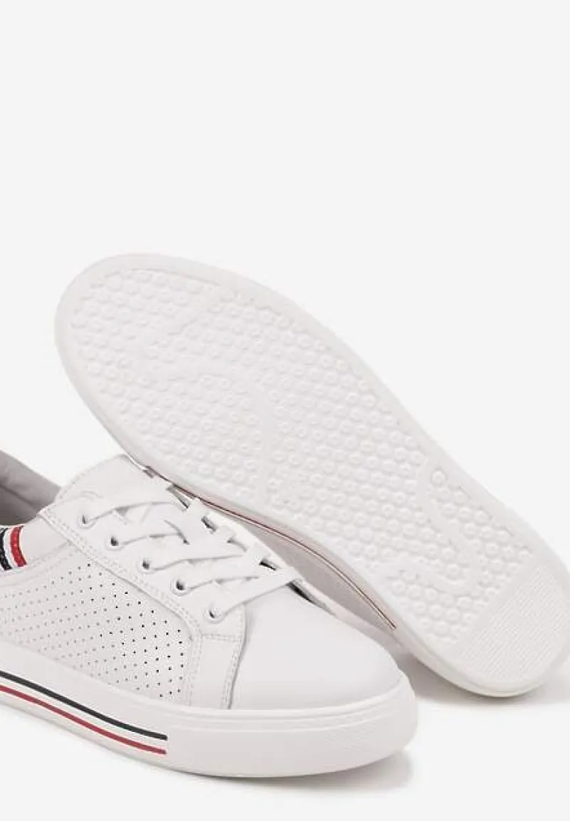 Białe Skórzane Sneakersy na Płaskiej Podeszwie ze Skórzaną Wkładką i Perforacją Galiwa