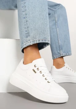 Białe Sneakersy na Niskim Koturnie Zdobione Metalicznymi Wstawkami Alirisa