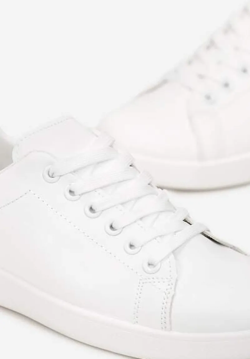 Białe Sneakersy na Płaskiej Podeszwie z Ozdobną Wstawką i Sznurowaniem Neotine