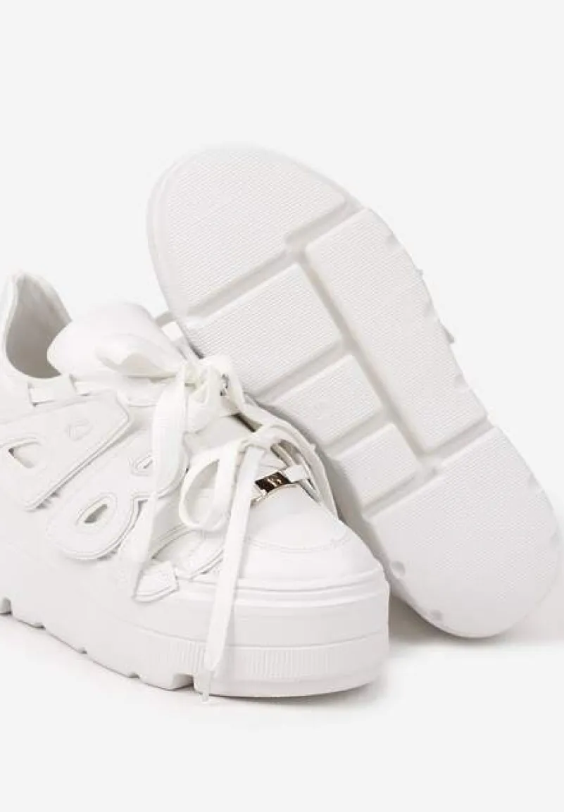 Białe Sneakersy Vices na Płaskiej Podeszwie z Geometryczną Aplikacją Nelenith