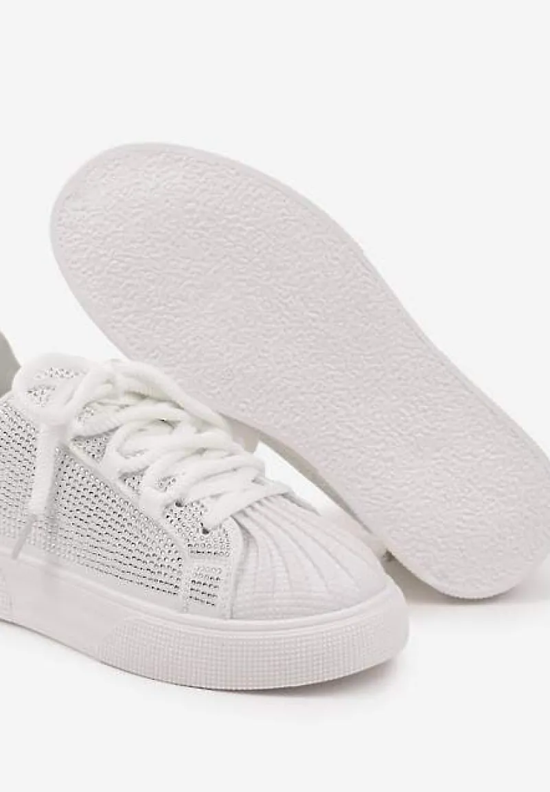 Białe Sneakersy z Ozdobnym Tłoczeniem i Cyrkoniami Dorreia