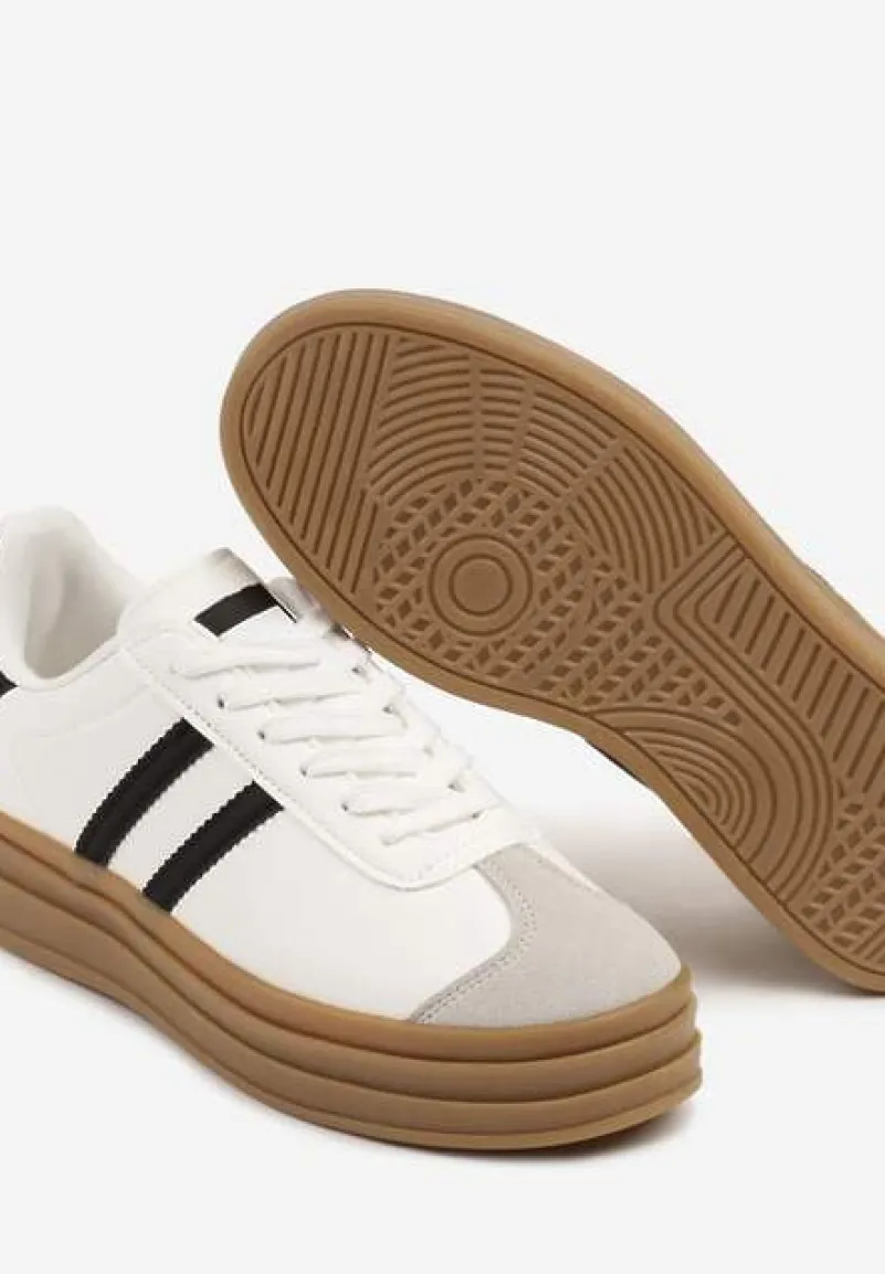 Biało-Czarne Klasyczne Sneakersy na Niewysokiej Platformie Terilee
