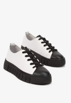 Biało-Czarne Płaskie Sneakersy Vices ze Sznurowaniem Lorori