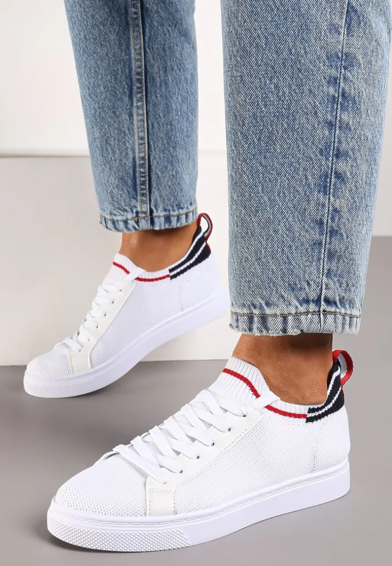Biało-Granatowe Płaskie Sneakersy Wsuwane z Imitacji Skóry ze Sznurowaniami Gaxia