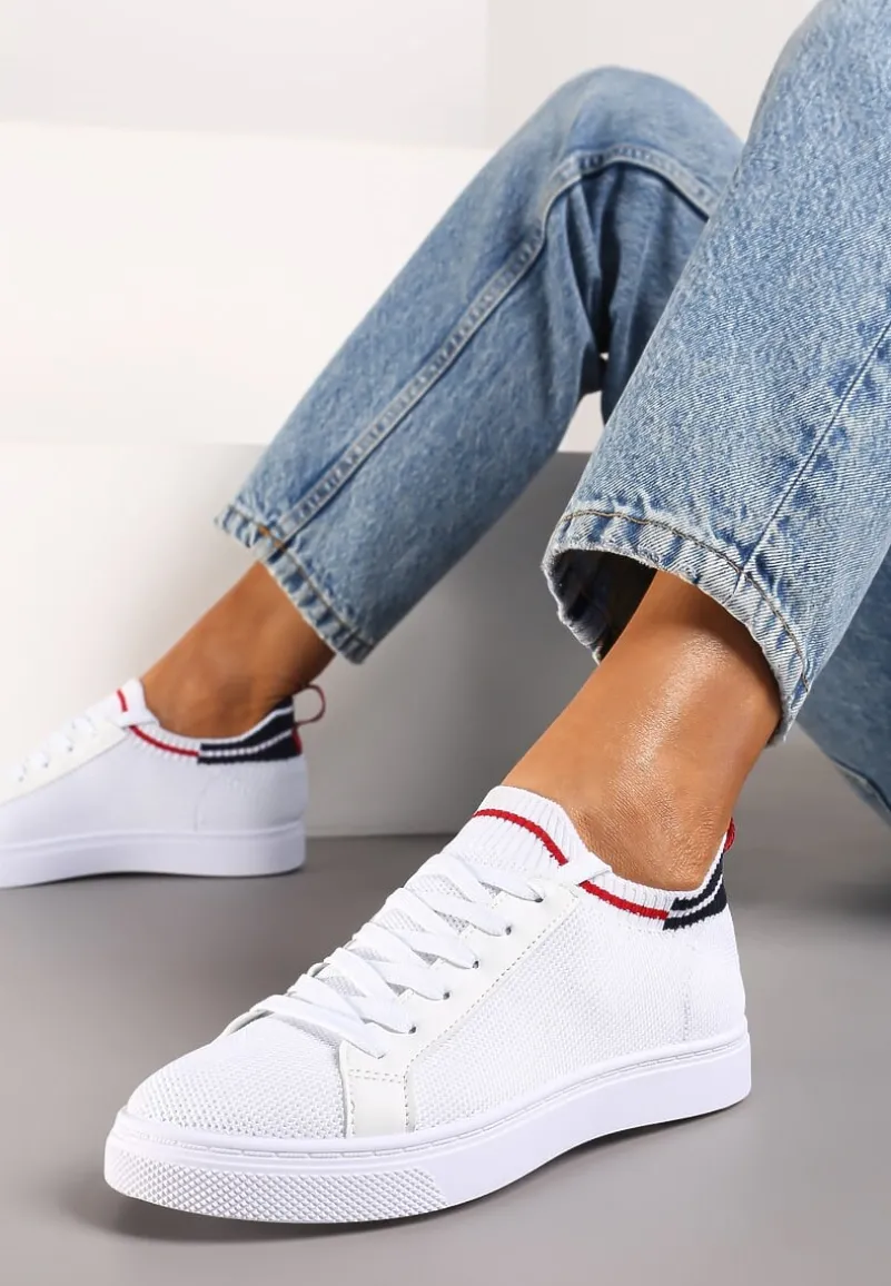 Biało-Granatowe Płaskie Sneakersy Wsuwane z Imitacji Skóry ze Sznurowaniami Gaxia