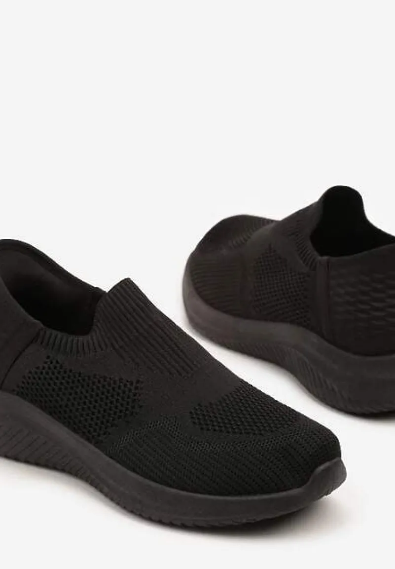 Czarne Wsuwane Buty Sportowe Sneakersy z Siateczki Kolarietia