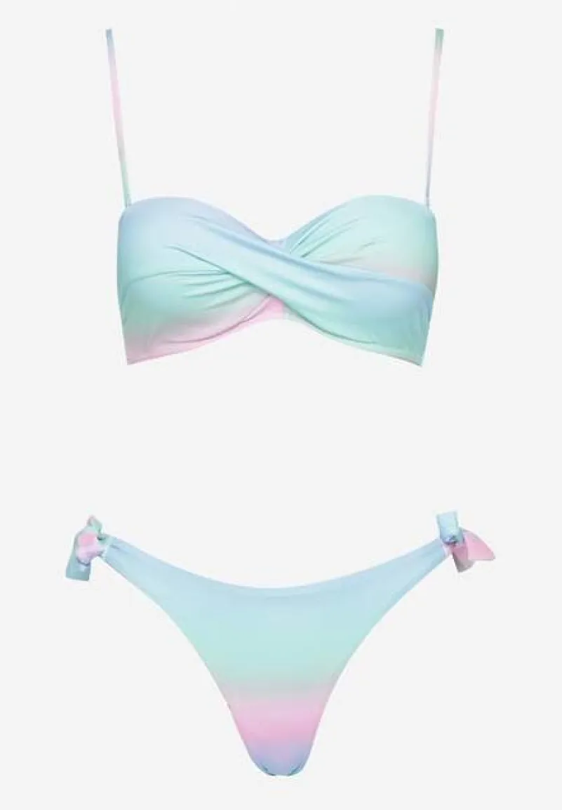 Jasnoniebieskie Bikini Majtki Typu Figi i Biustonosz z Marszczeniem w Geometryczny Wzór Kinnira