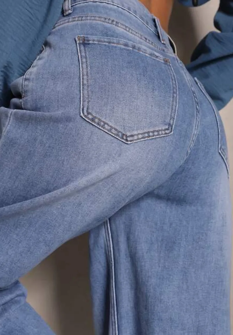 Niebieskie Jeansy Szwedy High Waist Zdobione Przeszyciem Wzdłuż Nogawki Pleffia